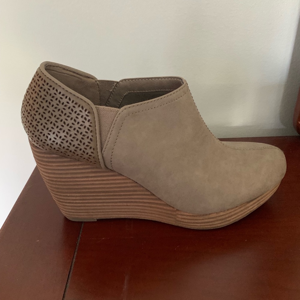 PRICE DROP Wedge booties (pair)